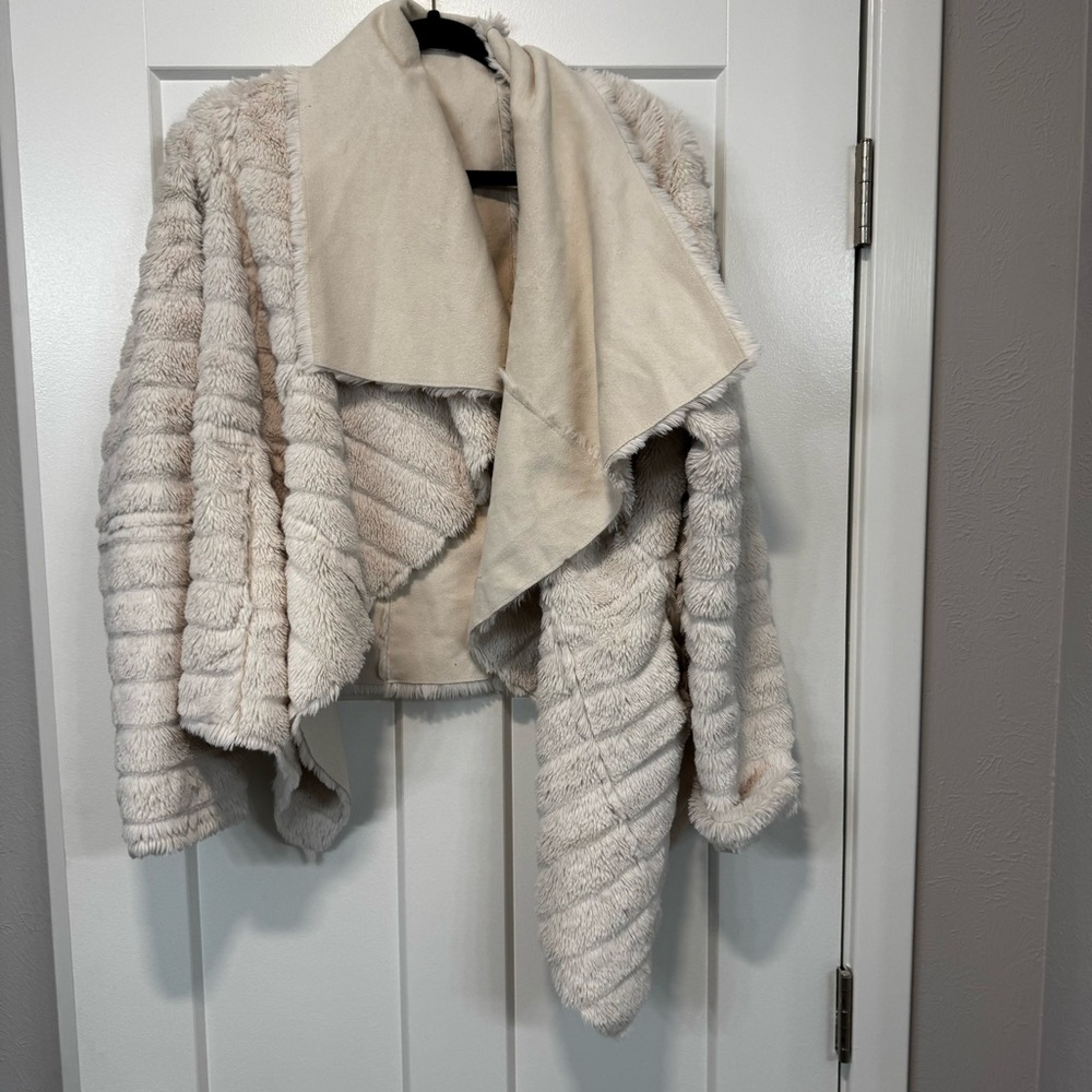 Women's Cream Jacket
